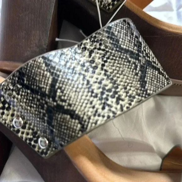 Report snakeskin chunky heel slip on size 9 brand new - Picture 3 of 6